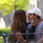 AMLO firma acuerdo con empresarios para eliminar la subcontratación