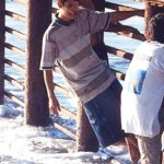 “Título: La Inquebrantable Alegría de los Niños”